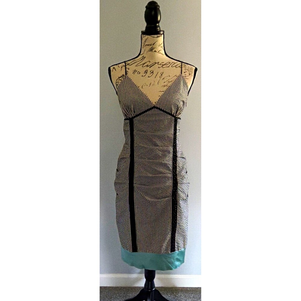 Women’s Nicole Miller Black & White Striped Dress Size 6 New without Tag A12